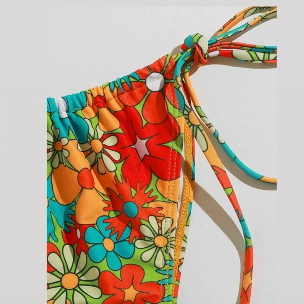 NEW ✨ Women's Floral Print Halter Triangle Tie Side Bikini Set - Picture 2 of 4